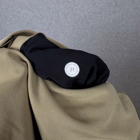 Lululemon Commission Pant Classic Men's Size 31 Beige Stretch Performance Chino - Picture 9 of 9